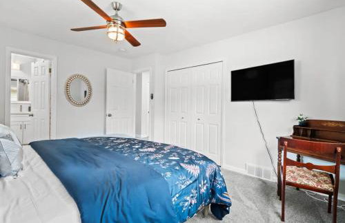 Spacious and Luxury Designed Ranch with Game Room - Foto 34