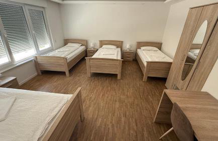 House in Sarstedt! contactless check-in - Foto 8