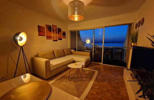 Appartement 1ere ligne piscine terrasse au bord de la plage front de mer avec vélos - Foto 23