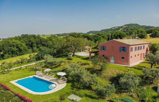 Belvilla by OYO Villa Cucco - Foto 12