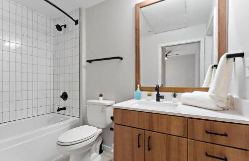 DT, UMN, Lux 2BD Gym, Rooftop, Free Street Parking - Foto 20