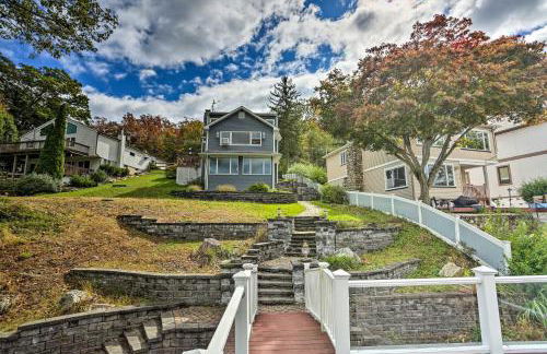 Lake Hopatcong Family Home with Boat Slip and Dock - Foto 2