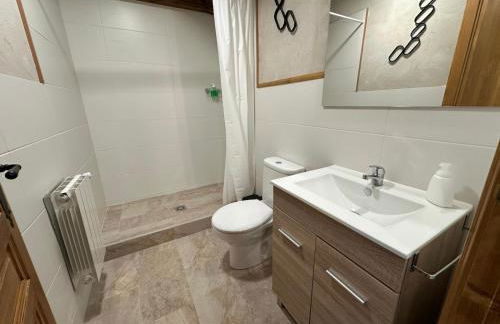 FINCA ENTREVIÑEDOS de Bodegas Marcos - Foto 79