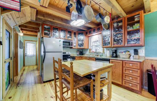 Santeetlah Lake Retreat with Dock Walk to Water! - Foto 8