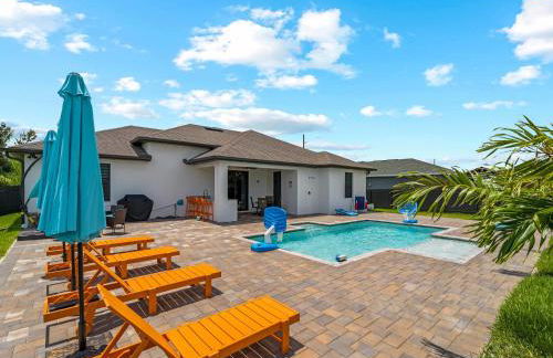 Brand-New - Contemporary Gem-Pool Game Room BBQ - Foto 1