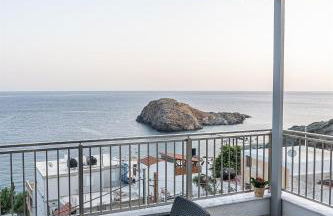 Tzortzi's Family Apartments - Photo 4