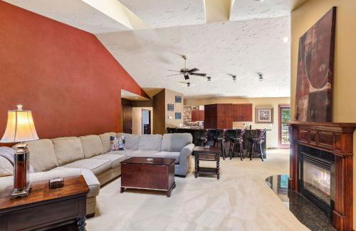 Great Group Getaway: Games Galore + Outdoor Oasis - Foto 20