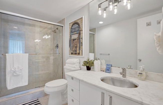 Sunny Isles 4 Bedrooms on the beach - Foto 21