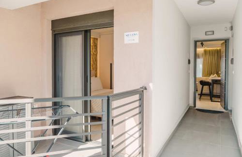 Aqua Lora - Photo 55