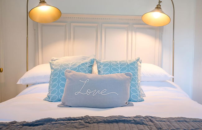 Bonheur, 16 Bartholomew Green, Southwold - Photo 3