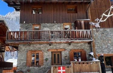 Apartment - fireplace & terrace - 2 min to slopes - Foto 3