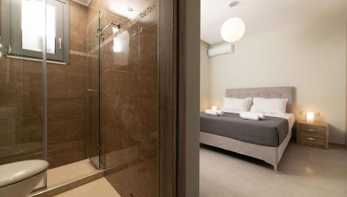 Tsatos Luxury Residence - Foto 5, towels, Shower