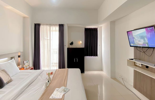 Cozy Studio Apartment At Vittoria Residence - Photo 6