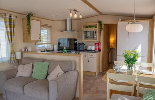 Lake View with Private Hot Tub at Tattershall Lakes - Foto 16