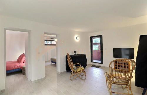 La Villa des Pins - Nature & Pool - Foto 20