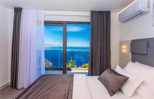 Villa Belvedere with heated pool, billiards, Media room, sea views,10 pax - Foto 35