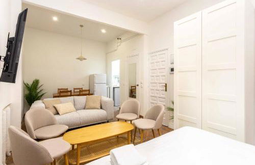 Urban Nest Retreat - Photo 6