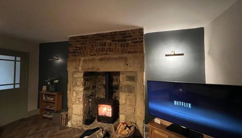 Rose Cottage - Photo 3