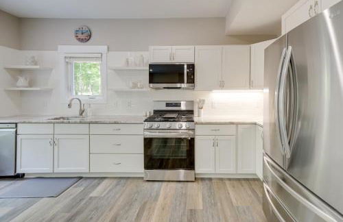 Holland Home with Fire Pit Walk to Lake Michigan! - Photo 8