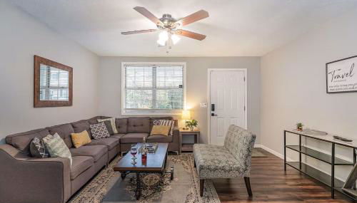 Recently Remodeled - Minutes from Downtown & BNA - Foto 2