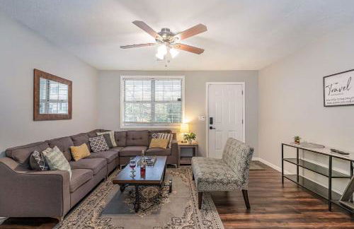 Recently Remodeled - Minutes from Downtown & BNA - Foto 2