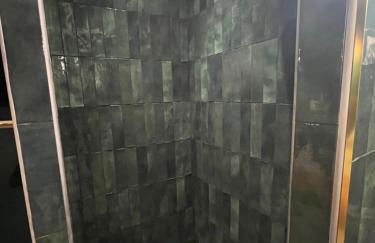 Le SPEAK EASY / JACUZZI ET SAUNA - Foto 12