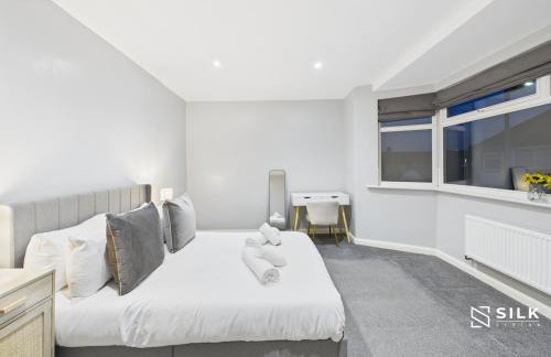 Refurbished 4-Bed, Open-Plan Living, Sleeps 10 - Foto 52