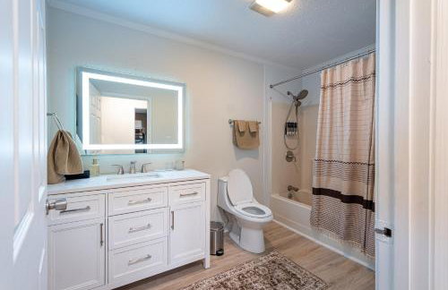 NRG Retreat Pool, Games, Theater and Rock Walls - Foto 23