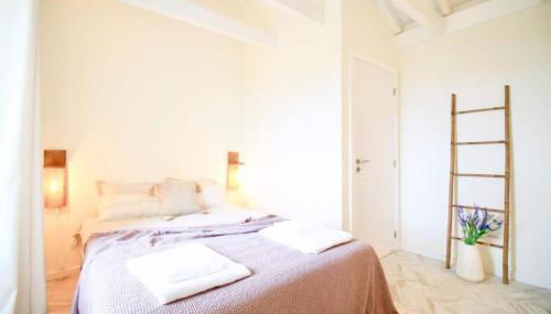 FISH HOUSE 1 - Photo 4