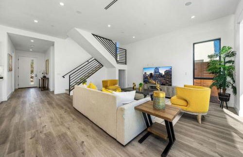 5BR Gorgeous Melrose Villa with Parking - Foto 37