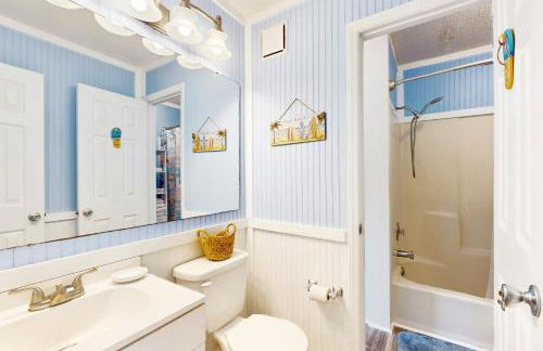 CB05 Cozy Carolina Beach Condo - Foto 15