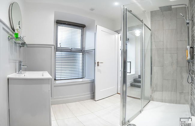 Off The Square Apartments - Foto 11