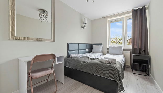 RentPlanet - Apartament na Śródmieściu - Foto 3, Habitación