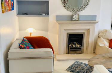 Stunning Seafront House with garden and private parking - Foto 37