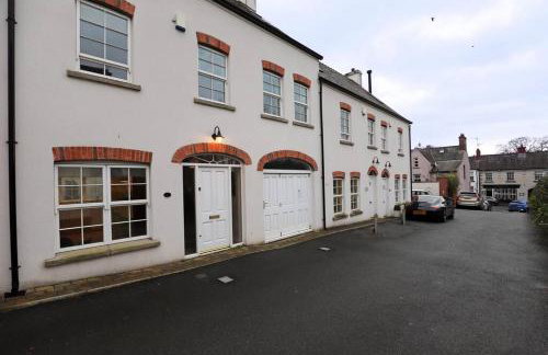 Royal Hillsborough Village Luxury Townhouse - Foto 17