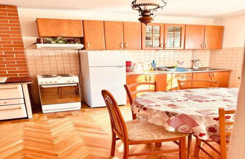 Spacious Stone Villa with Sea Views - Foto 11