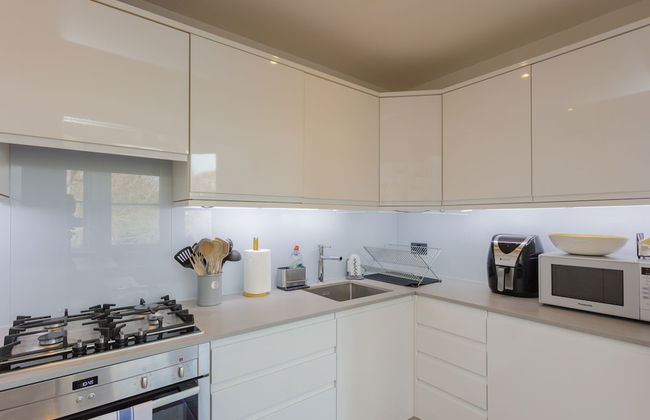 Newly Renovated 3 Bedroom Apartment in North West London - Foto 13