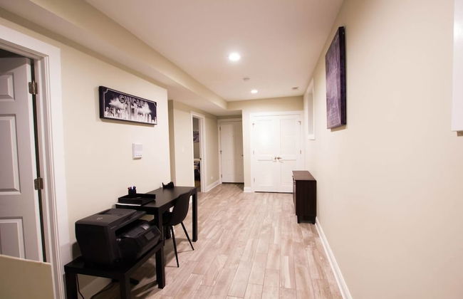 2 Level Home near Wrigley - Foto 22