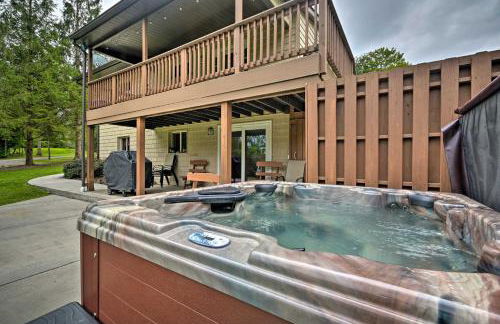 Indian Lake Retreat with Wet Bar and Covered Deck - Foto 31