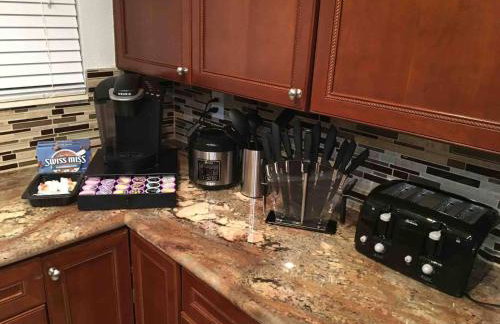 Arcade game room, 2 king beds, ev chargers - Foto 22