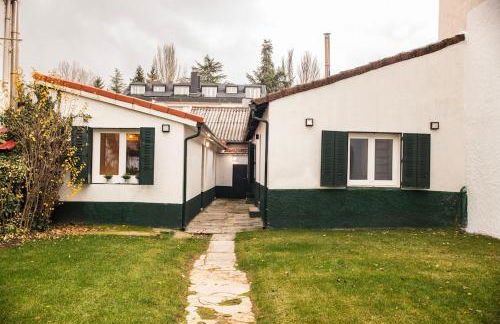 Casa con Encanto en El Espinar by CABANA Rentals - Foto 12