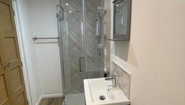 Islands Wrest (The Galleon Rm) Pet friendly - Foto 5, Shower