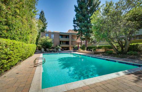 Granada Hills Condo with Community Pool and Workspace - Foto 26