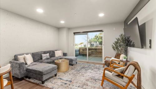 2 Bedroom 2 Bath Downtown - Photo 1