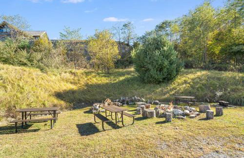 Hibernation Station - MTN Views near Asheville! - Foto 52