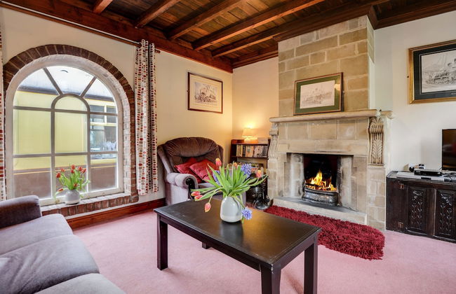 Holiday Cottages and North Star Apartment - Photo 14