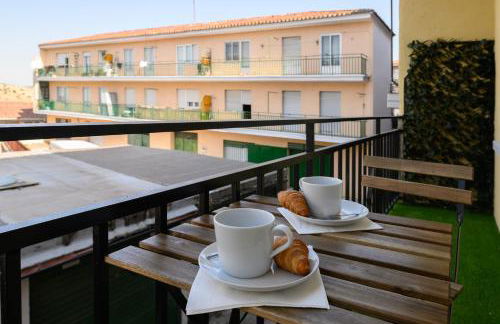 APT-Inside the Wall-Family,Games,Relax,History - Foto 8