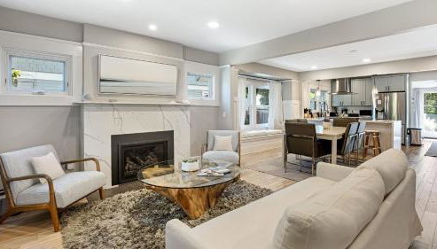 Luxe Backyard Oasis w/ Hot Tub Chic Design South Park Sanctuary - Foto 5, Other