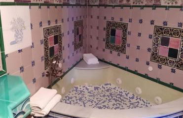 A la Sombra de la Torre - Photo 2