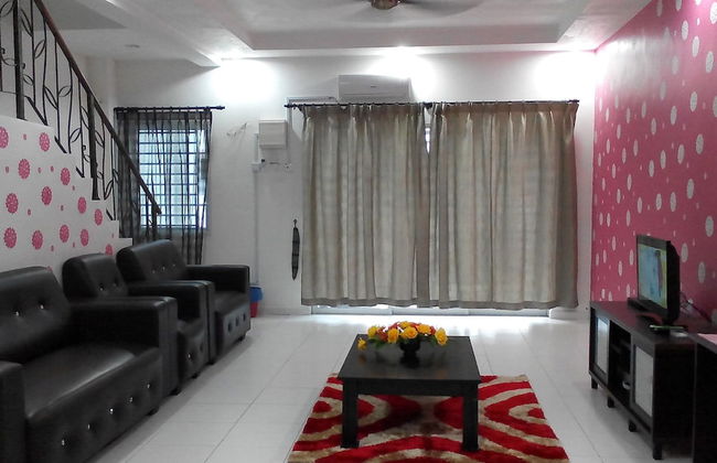 Aurora Homestay - Photo 9